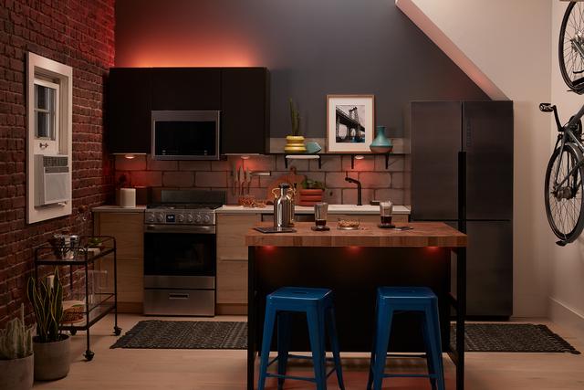 Pucks - RGB - Kitchen