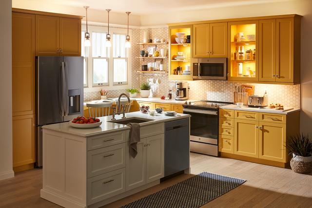 Warm white and yellow kitchen