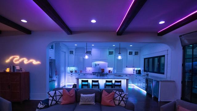 Dynamic Effects Living Area Blue and Purple
