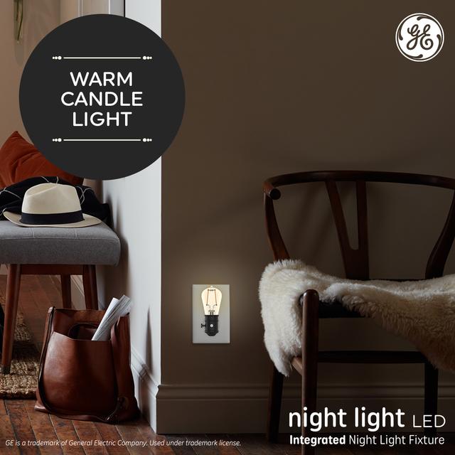 GE Night Light Vintage LED Warm Candlelight Decorative S14 Plug-in Fixture (1-Pack)