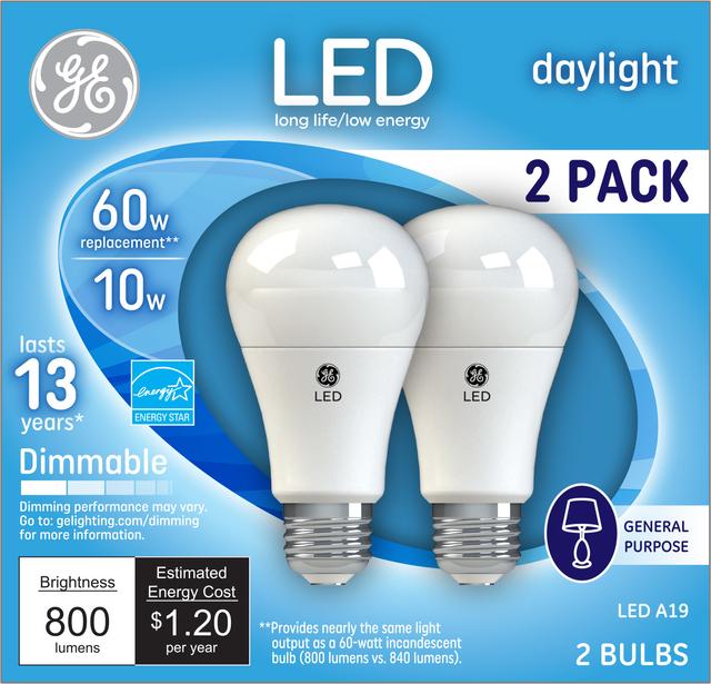 Emballage avant des 60 A19 ampoules (2-Pack) à usage général à LED de remplacement GE Daylight W