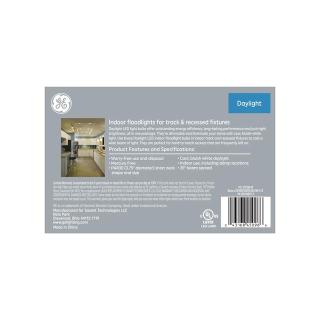 GE Classic LED 75 Watt Replacement, Daylight, PAR30 Indoor Floodlight Bulbs (2 Pack)