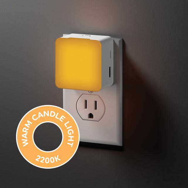 GE Night Light LED Dual USB Warm Candlelight Plug-in Fixture (1-Pack)