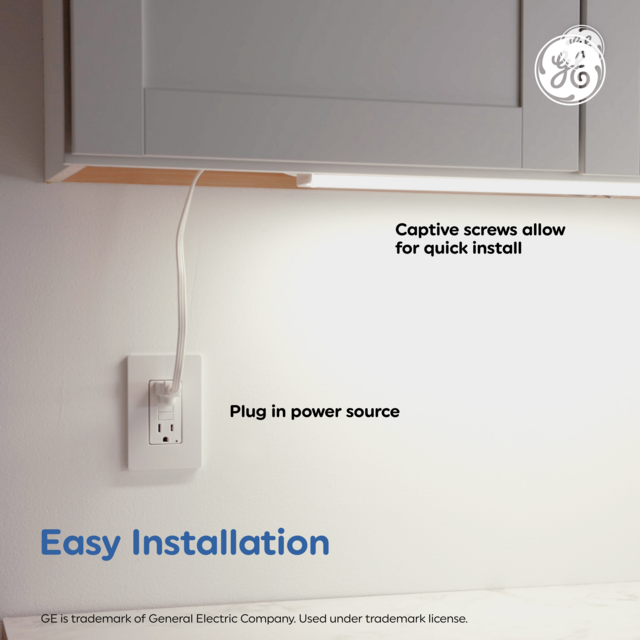 GE Premium Slim Undercabinet LED Refresh HD Daylight 7W LED Plug-In 12in Linkable Integrated Light Fixture (1-Pack)