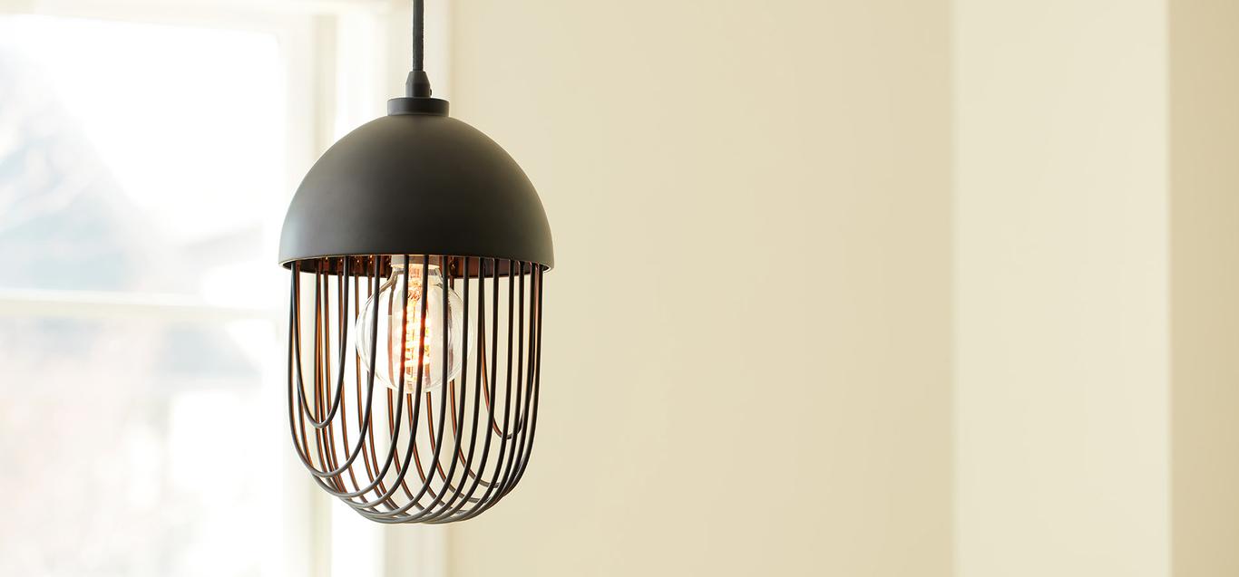 Close up U-ring Industrial Pendant